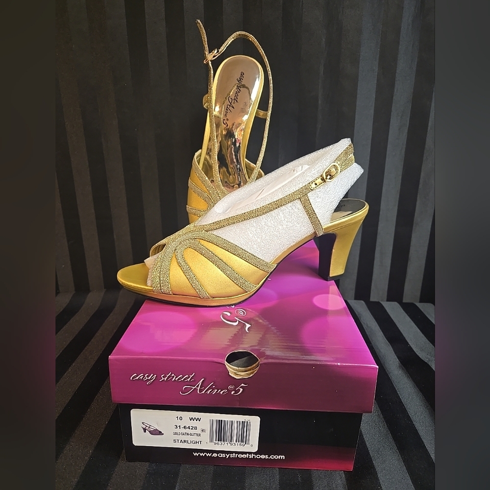 Mark On Heels Easy Street Women's US 10 Extra Wide Starlight Heels Gold Glitter
